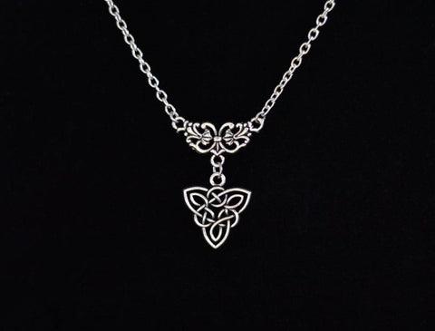 Vintage Celtics Knot Trinity Pendant Necklace Pagan Jewelry
